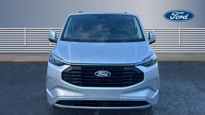 Ford Transit Custom 320 L1 Petrol Fwd 2.5 PHEV 232ps H1 Van Limited Auto - Image 8